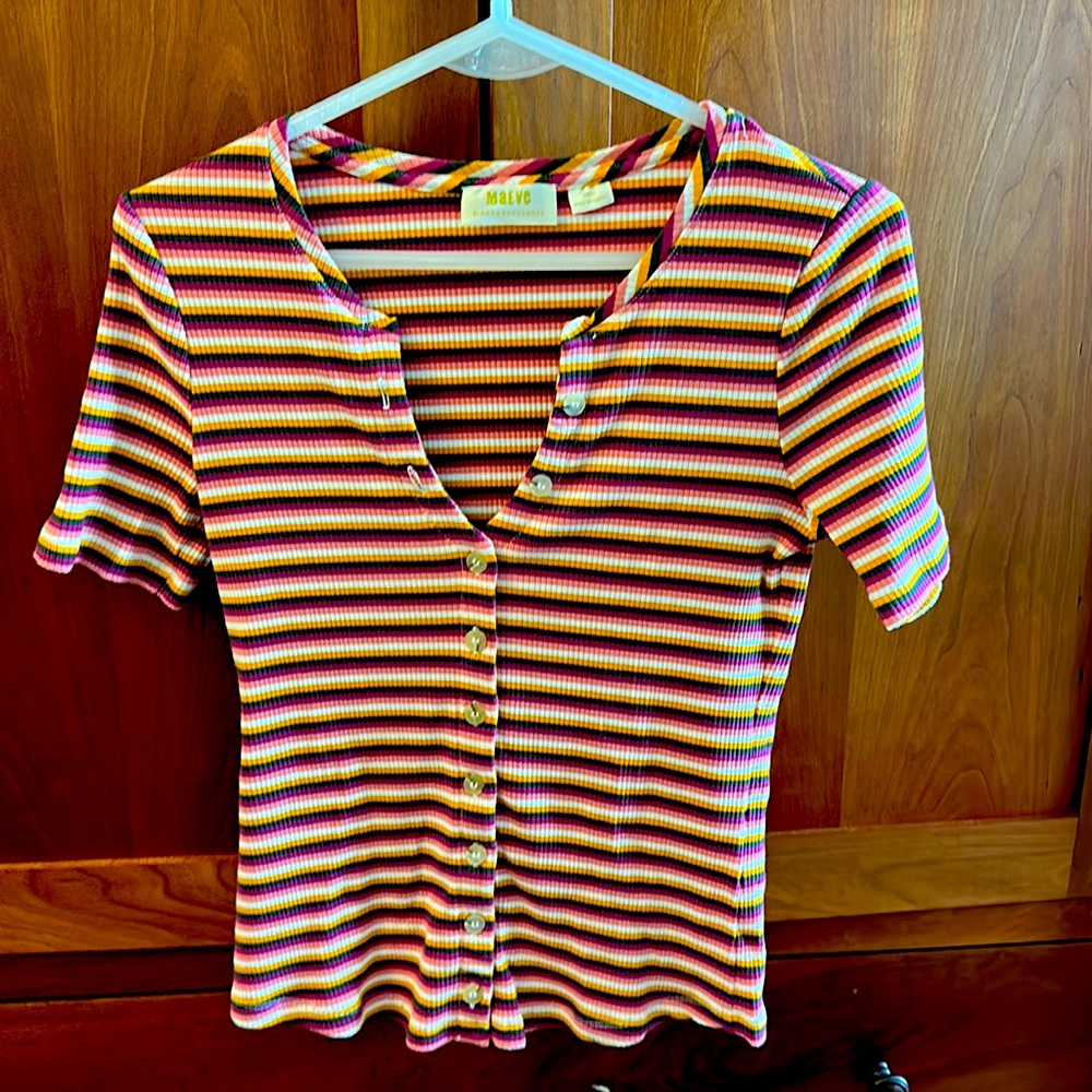 Anthropology Maeve Deep V-neck with buttons